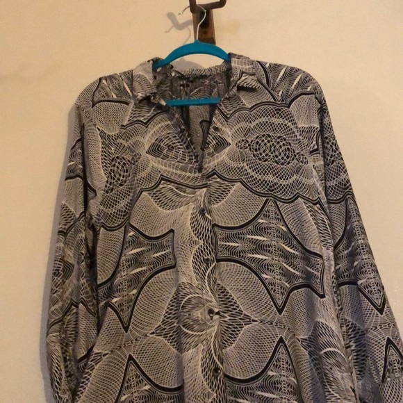 Dress - Picture 2 of 4